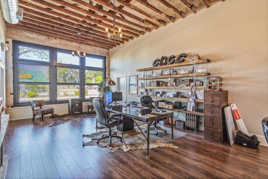 1501-1505 N Main St, Jacksonville, FL à louer - Photo de l’immeuble – Image 3 sur 11