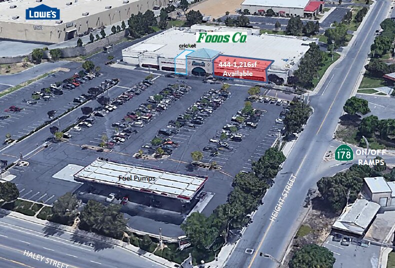 1621 Columbus St, Bakersfield, CA à louer Photo de l’immeuble– Image 1 sur 6