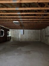 2130 Thousand Oaks Dr, San Antonio, TX à louer Photo intérieure– Image 2 sur 2