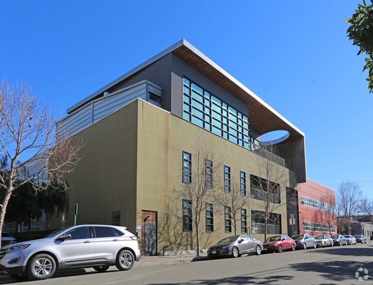 6550 Vallejo St, Emeryville, CA à louer - Photo de l’immeuble – Image 2 sur 14