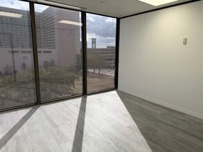 233 E Bay St, Jacksonville, FL à louer Photo intérieure– Image 2 sur 8