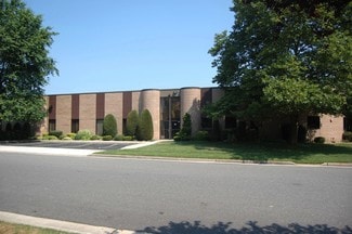 Plus de détails pour 60 Carolyn Blvd, Farmingdale, NY - Local d’activités à vendre