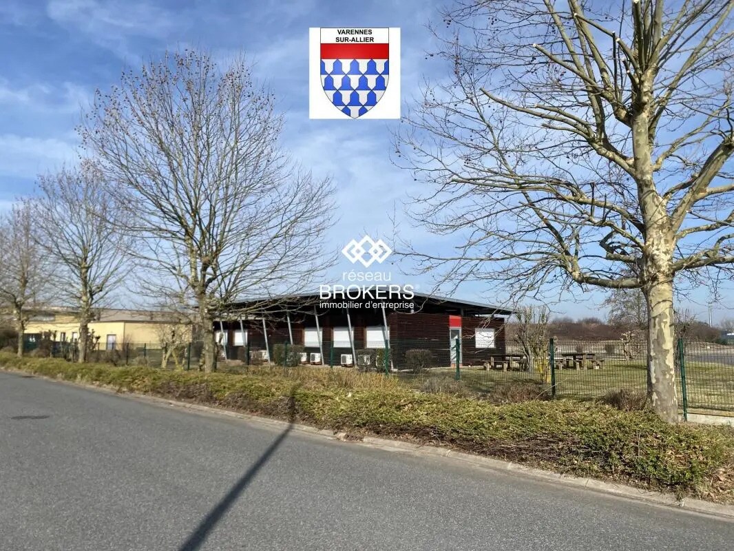 Terrain dans Varennes-sur-Allier à vendre Photo principale– Image 1 sur 1