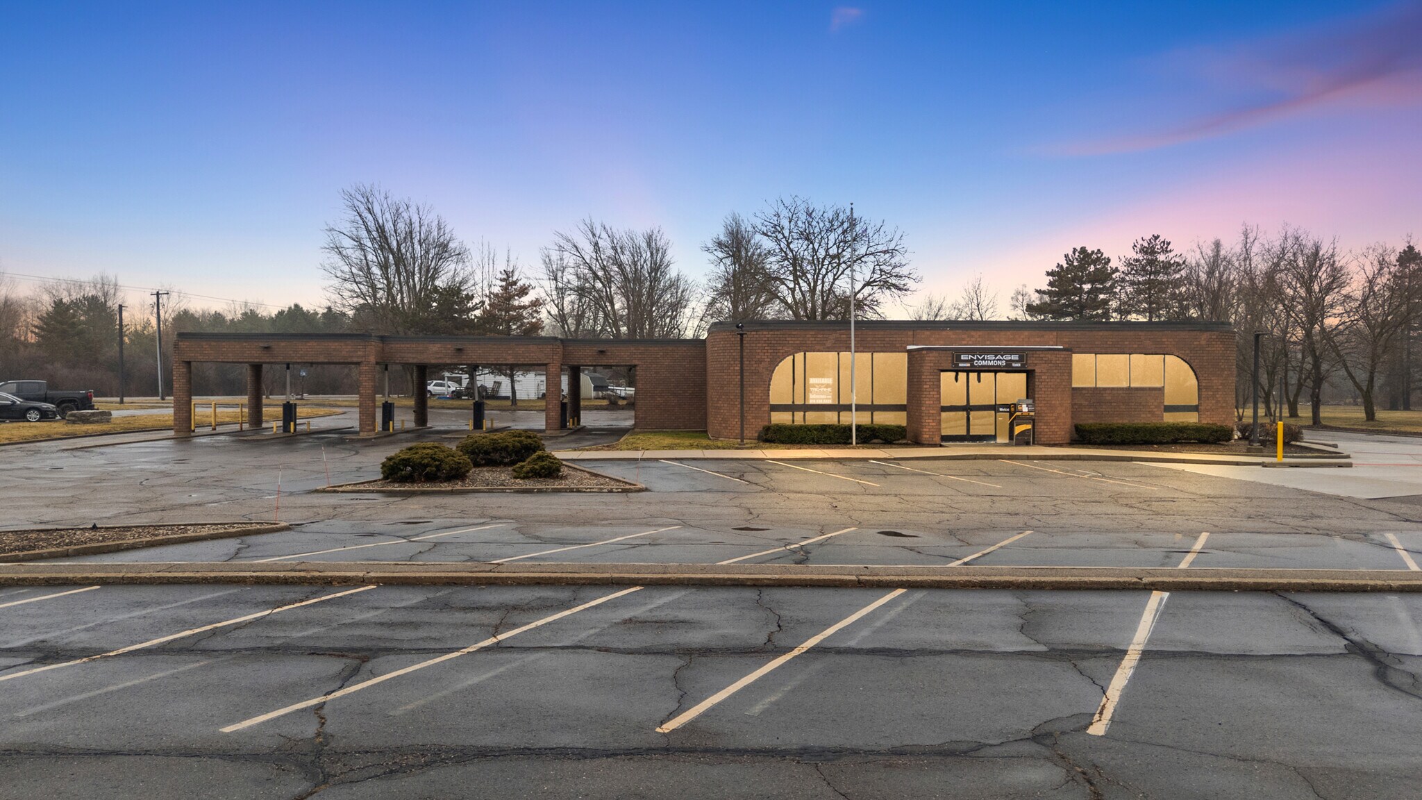 5510 Richfield Rd, Flint, MI à vendre Photo principale– Image 1 sur 57