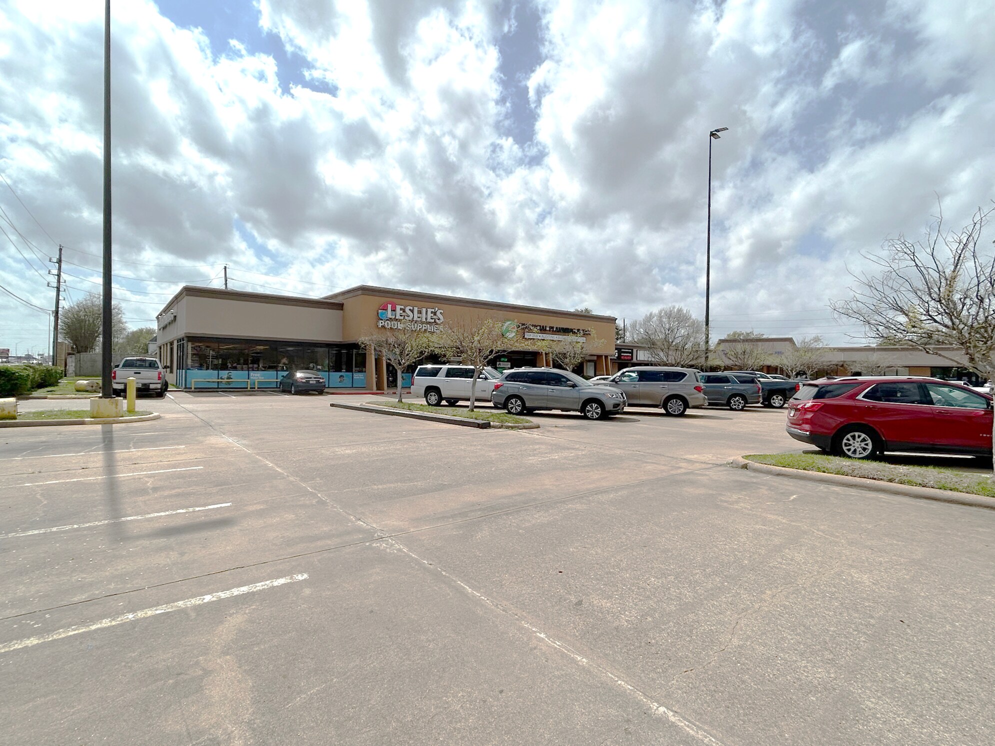 6700-6890 S Hwy 6, Houston, TX à louer Photo principale– Image 1 sur 9