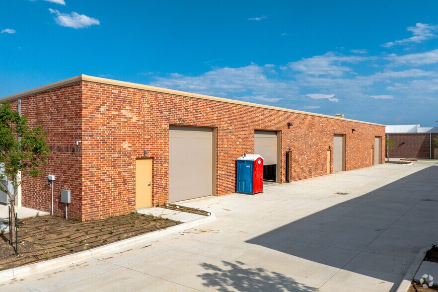 1767 Old State Highway 24, Little Elm, TX à louer - Photo de l’immeuble – Image 2 sur 10