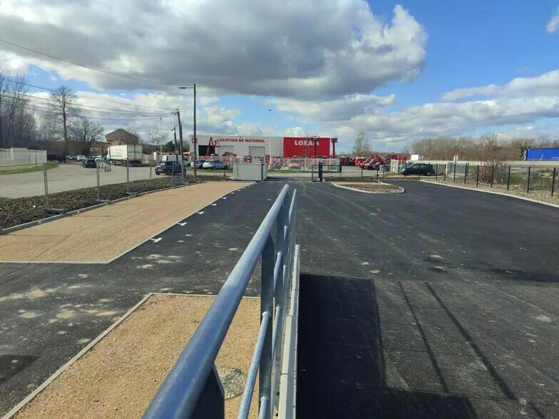 Local d'activités dans Bourgoin-Jallieu à vendre - Plan de site – Image 2 sur 15