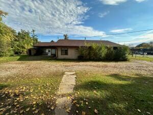 2106-2108 Horton Rd, Jackson, MI à vendre - Photo de l’immeuble – Image 3 sur 14