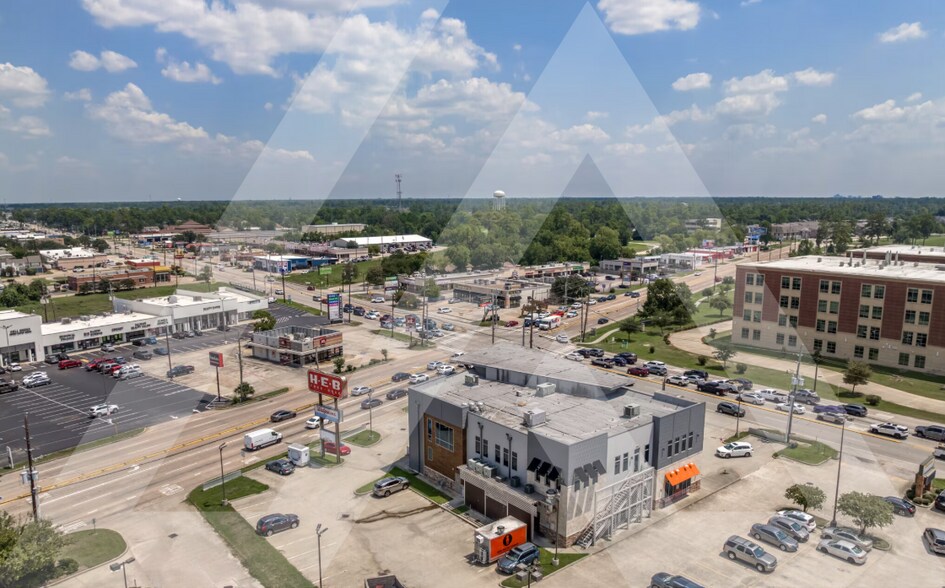 16803 Stuebner Airline Rd, Spring, TX à louer - Photo de l’immeuble – Image 3 sur 5