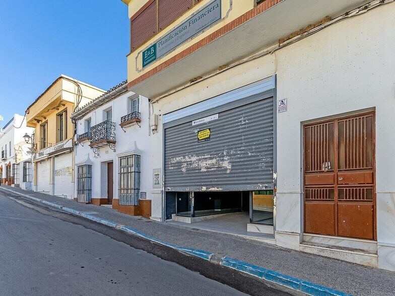Local commercial dans Villamartín à vendre - Photo de l’immeuble – Image 1 sur 11