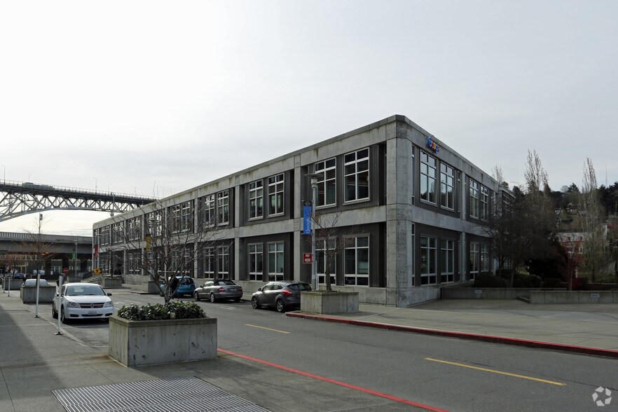 651 N 34th St, Seattle, WA à louer - Photo de l’immeuble – Image 3 sur 8