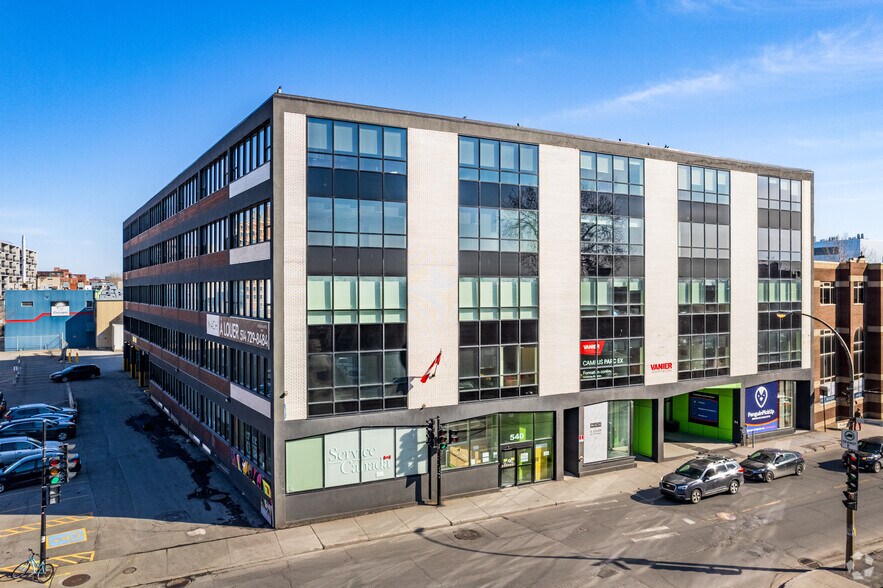 540-560 Av Beaumont, Montréal, QC à louer - Photo de l’immeuble – Image 1 sur 7