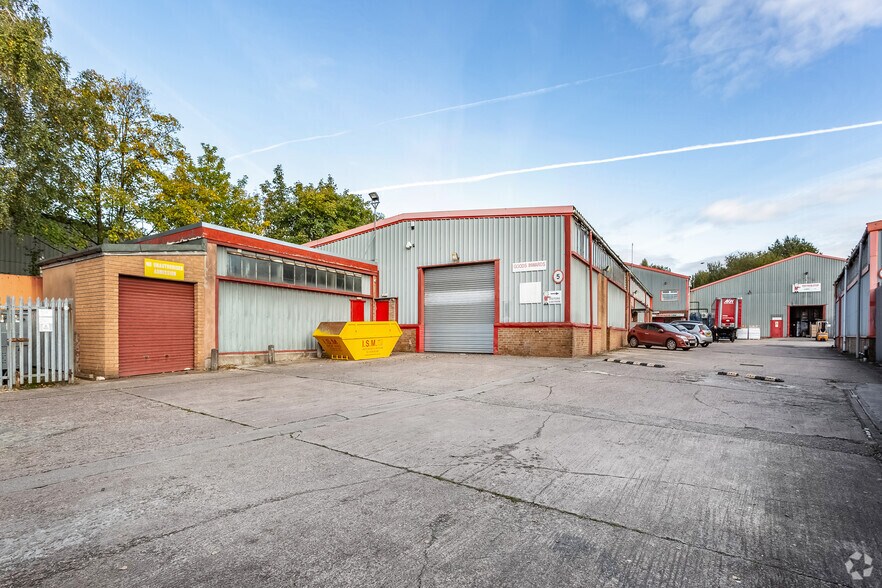 Preistley Rd, Manchester à louer - Photo principale – Image 1 sur 6