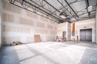 Plus de détails pour 8433 132 St, Surrey, BC - Bureau à louer