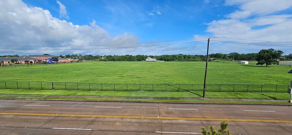 2903 Falcon Pass Dr, Houston, TX à vendre - Photo de l’immeuble – Image 3 sur 6