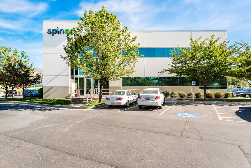 14193 S Minuteman Dr, Draper, UT à louer - Photo de l’immeuble – Image 2 sur 14