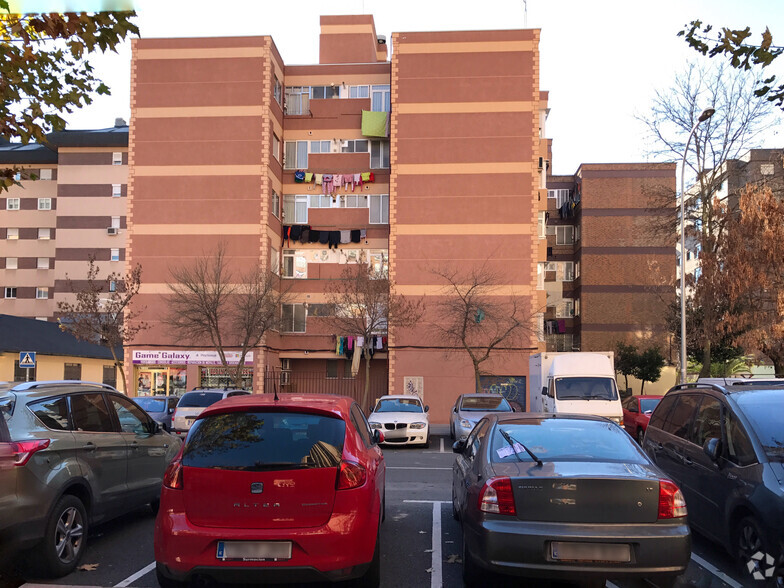 Calle Teruel, 5, Fuenlabrada, Madrid à vendre - Photo de l’immeuble – Image 2 sur 2