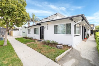 Plus de détails pour 320 7th St, Seal Beach, CA - Logement à vendre