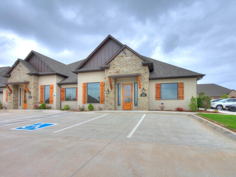 4331 Adams, Norman, OK à louer - Photo de l’immeuble – Image 2 sur 24