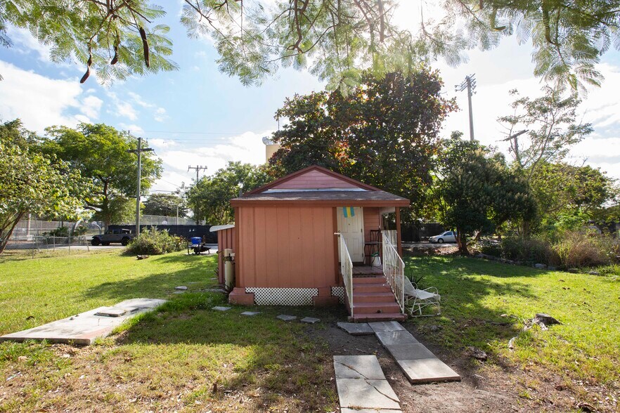 3963 Washington Ave, Miami, FL à vendre - Photo principale – Image 1 sur 8