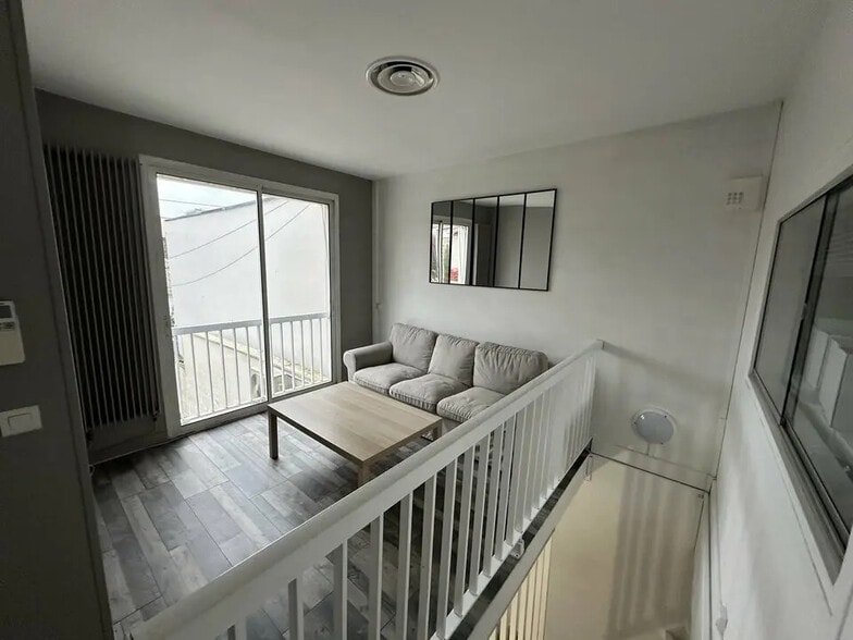 Local d’activités dans Saint-Maur-des-Fossés à louer - Photo intérieure – Image 3 sur 5