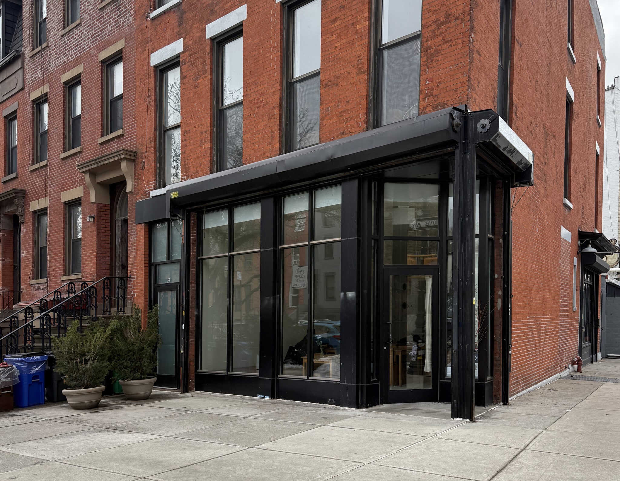 385 Smith St, Brooklyn, NY à louer Photo de l’immeuble– Image 1 sur 5