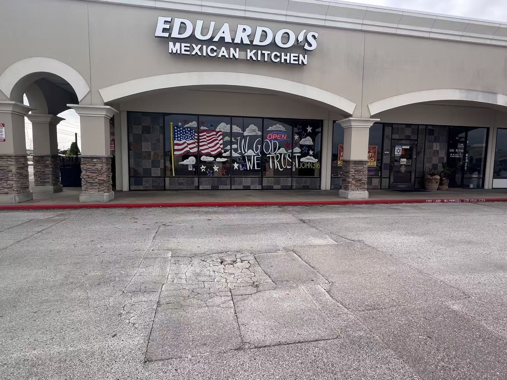 961 Nasa Pky, Houston, TX à louer Photo intérieure– Image 1 sur 15