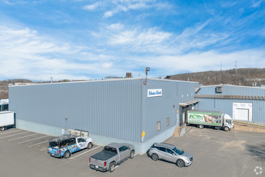 231 Neck Rd, Haverhill, MA à louer - Photo de l’immeuble – Image 3 sur 6