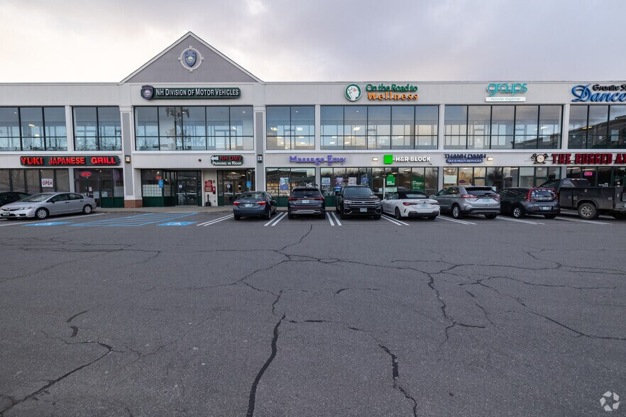 377 S Willow St, Manchester, NH à vendre - Photo principale – Image 1 sur 17