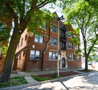 Plus de détails pour 2613 W Capitol Dr, Milwaukee, WI - Logement à vendre