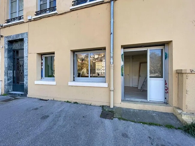 Plus de détails pour 61 Quai Pierre Scize, Lyon - Local commercial à louer