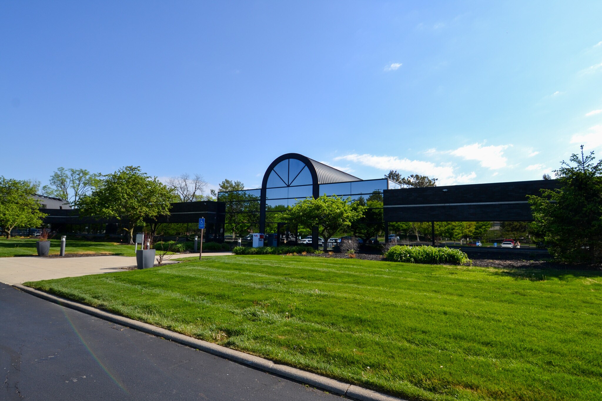 5500 Frantz Rd, Dublin, OH à louer Photo de l’immeuble– Image 1 sur 10