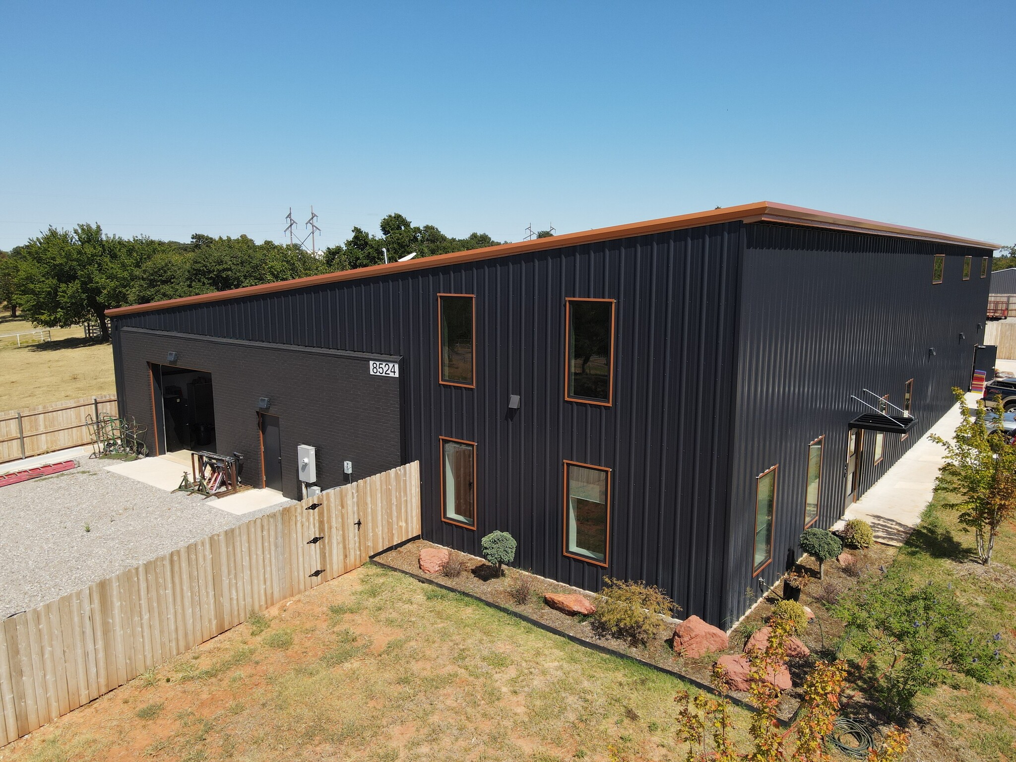 8524 N Sooner Rd, Oklahoma City, OK à louer Photo de l’immeuble– Image 1 sur 12