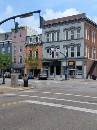 Plus de détails pour 9 E Main St, Troy, OH - Local commercial à louer