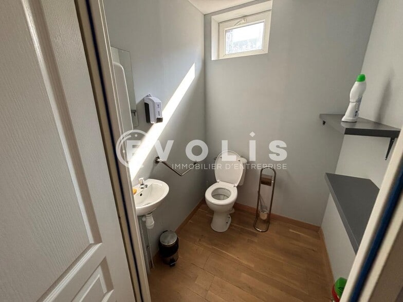 Local commercial dans Amiens à vendre - Photo intérieure – Image 3 sur 4