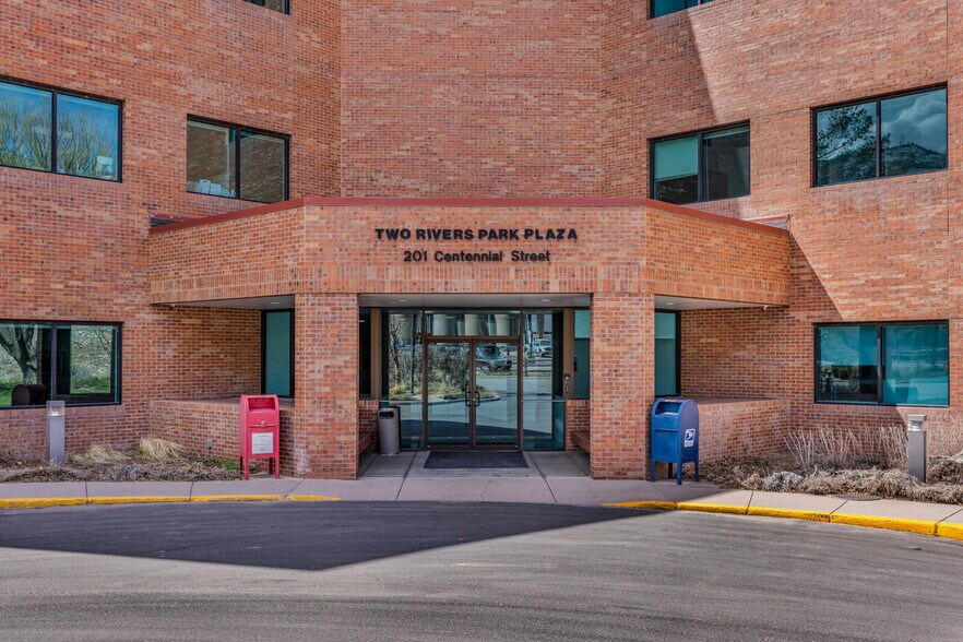 201 Centennial St, Glenwood Springs, CO à louer - Photo de l’immeuble – Image 2 sur 9