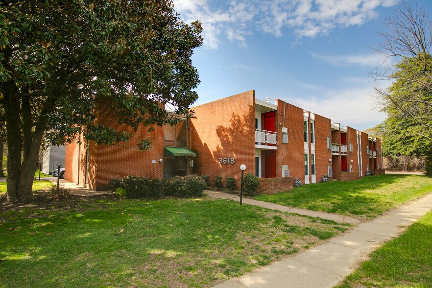 3618 Chamberlayne Ave, Richmond, VA à vendre - Photo principale – Image 1 sur 39