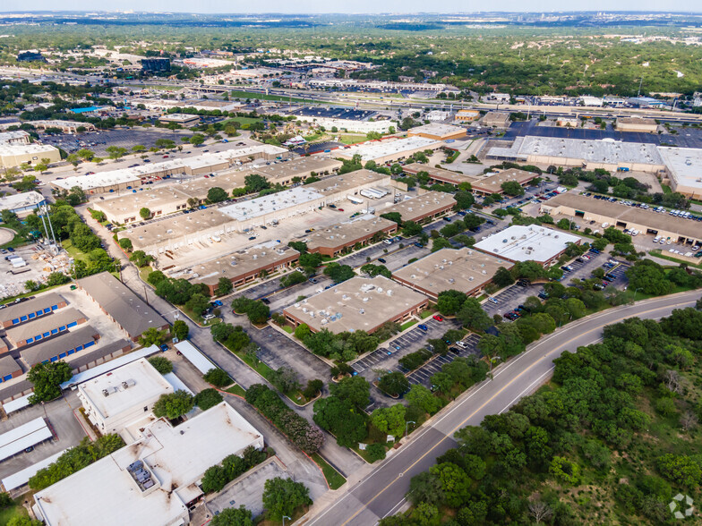121 Interpark Blvd, San Antonio, TX à louer - Photo de l’immeuble – Image 2 sur 11