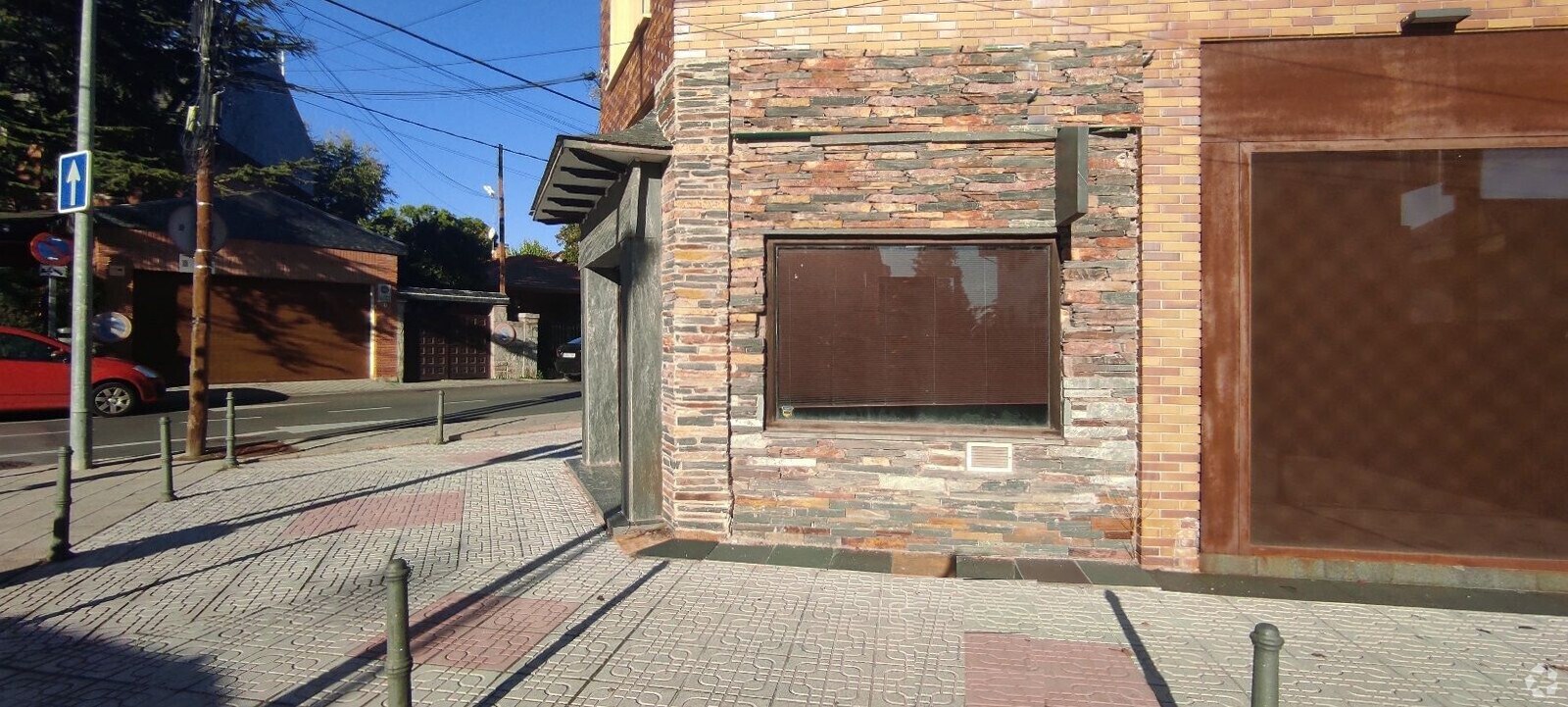Local commercial dans Pozuelo de Alarcón, Madrid à louer Photo intérieure– Image 1 sur 2
