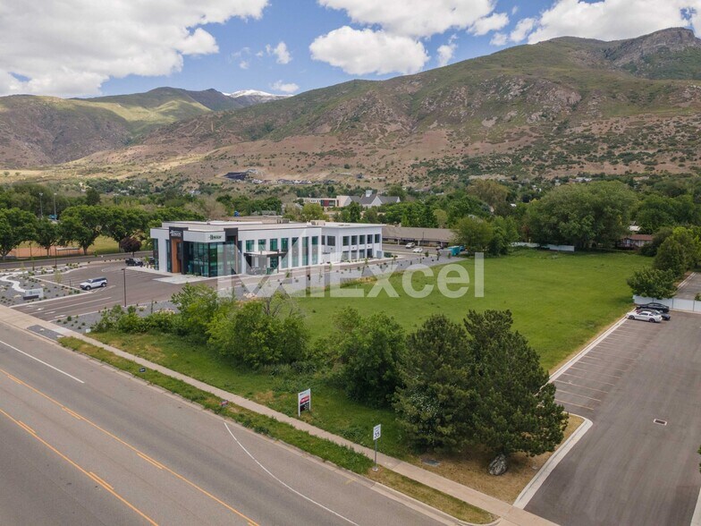 250 S 200 W, Farmington, UT à louer - Photo de l’immeuble – Image 2 sur 5