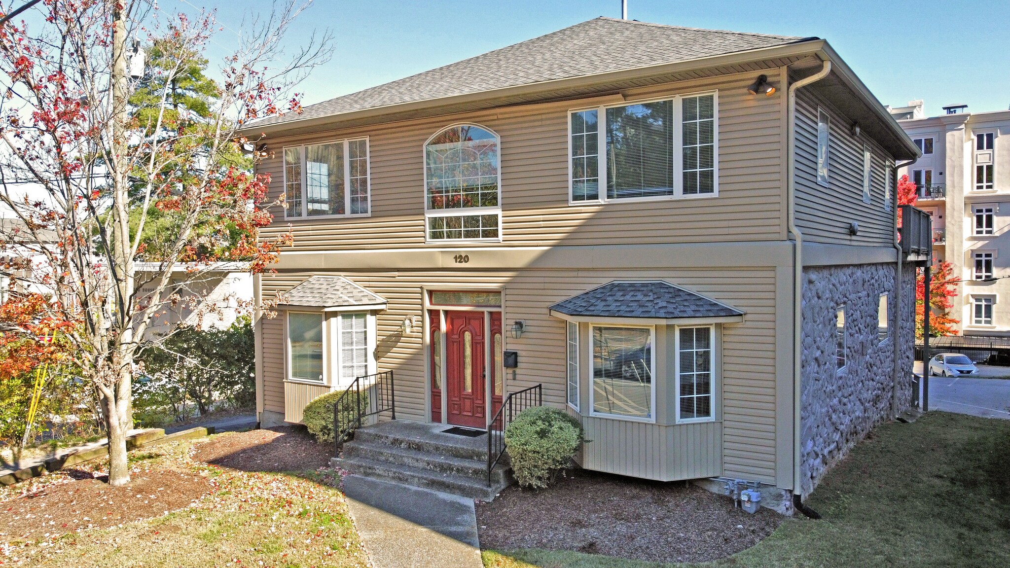 120 31st Ave N, Nashville, TN à vendre Photo principale– Image 1 sur 18