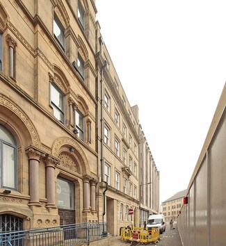 Plus de détails pour 55 Well St, Bradford - Bureau à louer