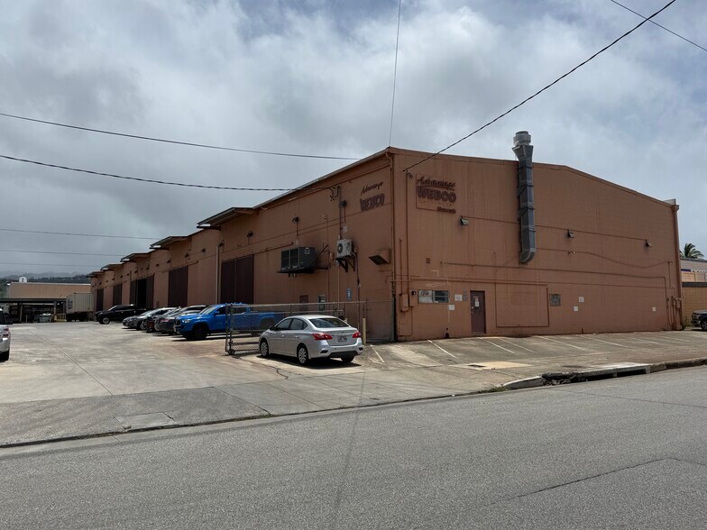 2840 Mokumoa St, Honolulu, HI à vendre - Photo de l’immeuble – Image 3 sur 10