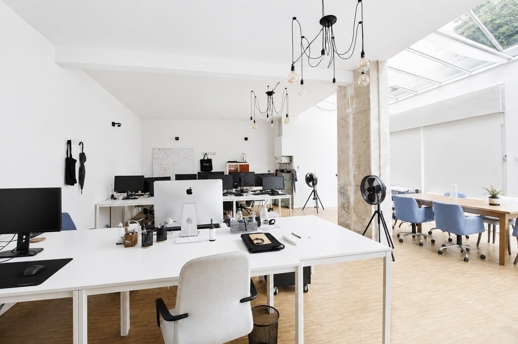 Bureau dans Paris à louer Photo de l’immeuble– Image 1 sur 8