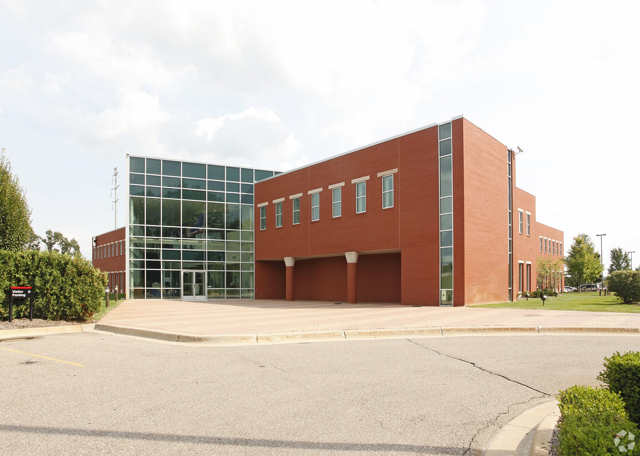 21810 Clessie Ct, New Hudson, MI à louer Photo principale– Image 1 sur 3