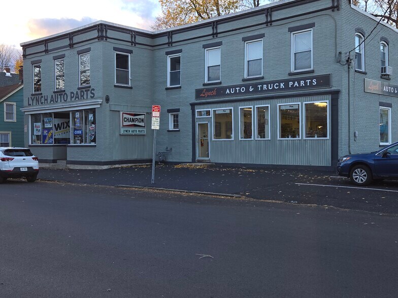 39 St James St, Kingston, NY à vendre - Photo de l’immeuble – Image 1 sur 17