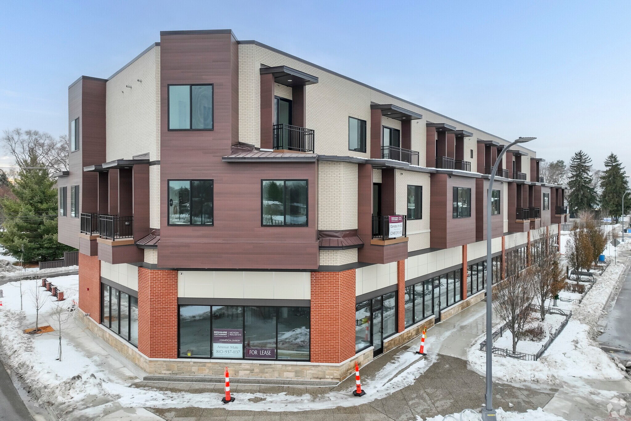 1760 E Auburn Rd, Rochester, MI à louer Photo principale– Image 1 sur 7