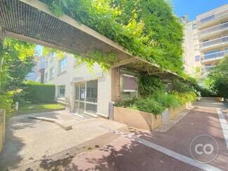 Plus de détails pour Bureau à vendre