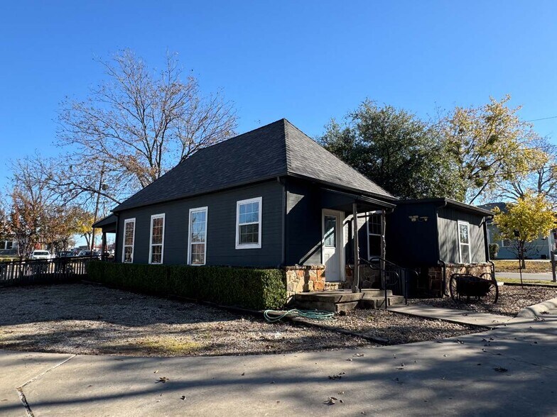 301 N Alamo Rd, Rockwall, TX à louer - Photo de l’immeuble – Image 3 sur 22