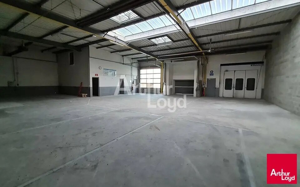 Local d’activités dans Saint-Maur à louer Photo intérieure– Image 1 sur 2